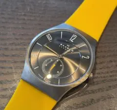 SKAGEN 腕時計 チタンケース イエローラバーベルトのサムネイル
