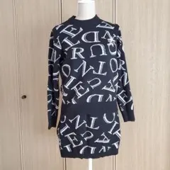 CUARTO UNITED文字柄セーター&スカート ブラック柄