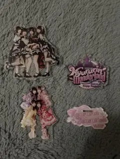 きゅるりんってしてみてアクリルスタンド 野音。きゅるりんワンダーランド