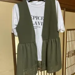 ベスト、Tシャツアンサンブルのサムネイル
