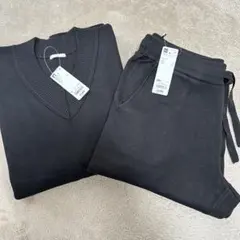 オーバーサイズ Vネックセーター＆ニットジョガーパンツセットアップ