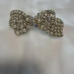 パールクリスタル リボンヘアアクセサリー美品