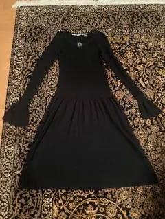 MARY QUANT LONDON リブニットロングワンピース　ブローチ付　黒