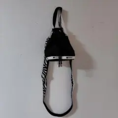 LeSportsac ブラック ゼブラ柄 ショルダーバッグ