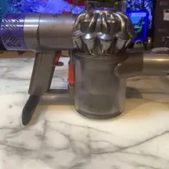 激安売り切り■dyson V6 SV09コードレスクリーナー 本体のみ■稼働確認のサムネイル