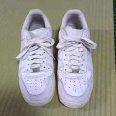 NIKE AIR FORCE 1 ホワイト スニーカー