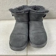 UGG ムートンブーツ ブラック クリスタルボタンのサムネイル