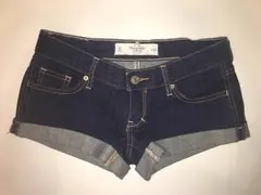 ショートパンツ