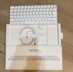 Apple Magic Keyboard 日本語配列　ケーブル付き