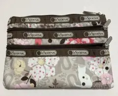 LeSportsac/レスポートサック　花・猫柄ポーチ 3段ジップ
