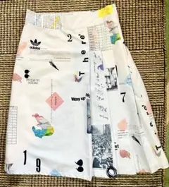 adidas 総柄 プリーツスカート　S 美品のサムネイル