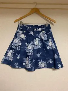 supremeLaLa 花柄スカートのサムネイル