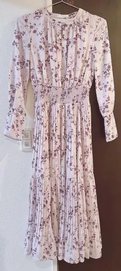 フラワープリントワンピース　プロポーション ボディドレッシング　ピンク