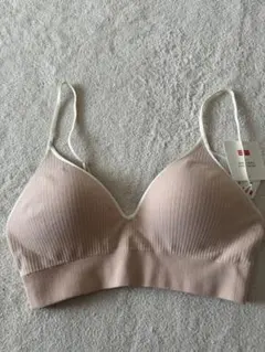 【新品】ユニクロ×プリンセスタムタム　Mサイズワイヤレスブラ