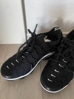 NIKE AIR VAPORMAX Plus ナイキ 黒 スニーカー
