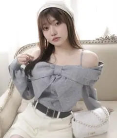 オフショルダーリボン付きグレーシャツ フリーサイズ