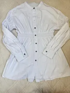 ホワイトシャツ長袖