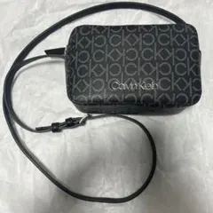 Calvin Klein ブラック ショルダーバッグ