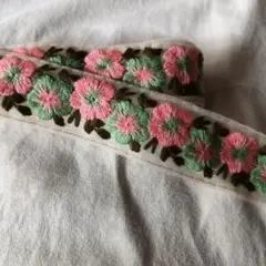 花柄刺繍リボン ピンクとグリーン 1m