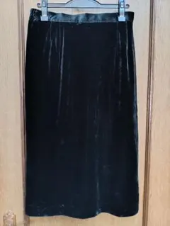 ベルベット タイトスカート 暗緑色