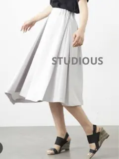 STUDIOUS ボリュームアシメタックスカート グレーのサムネイル