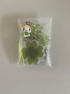 サンリオ シークレットクローバーストラップ マシュマロみたいなふわふわにゃんこ