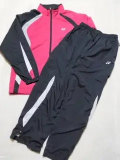 ヨネックス　ウィンドブレーカー上下セット　ヒートカプセル