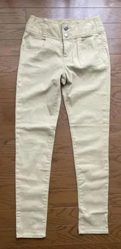 コルザ　ベージュ