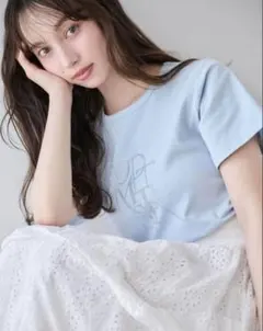 dazzlin ロゴアートTシャツ　水色