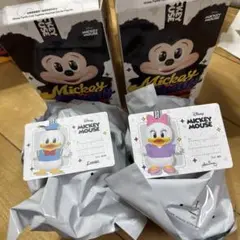 POPMART Mickey Family ディズニー　ドナルド　デイジー