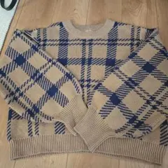 ネイビー ニット