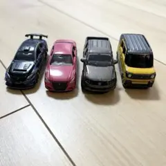 トミカ ミニカー 4台セット まとめ売り - メルカリ