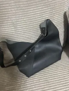 ブラックショルダーバック