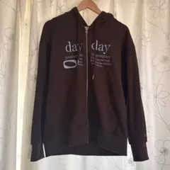 2026年最新】DayDay パーカーの人気アイテム - メルカリ