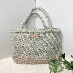 グレーとベージュ斜めヘリンボーンのかご編み風バッグ大きめ♪ハンドメイド