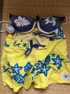 セパレート水着 イエローとブルーの花柄 デニム風ブラ付き