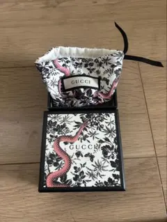 2025年最新】グッチ 空箱の人気アイテム - メルカリ