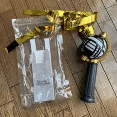 SixTONES ストーンズ　YOUNGOLD ペンライト+金テープ１本