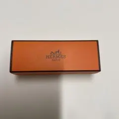 HERMÈS オレンジ ギフトボックス