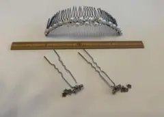 パールコームと花モチーフヘアピンセット