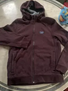 アバクロンビー&フィッチ パーカー
