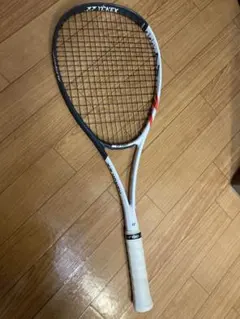 ヨネックス　ボルトレイジ7v ホワイト　SL2