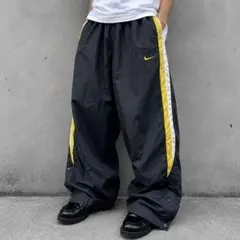 極太 00s OLD NIKE XXLサイズ バギーナイロントラックパンツ 極太 00s OLD NIKE バギーナイロントラックパンツ XL サイドライン