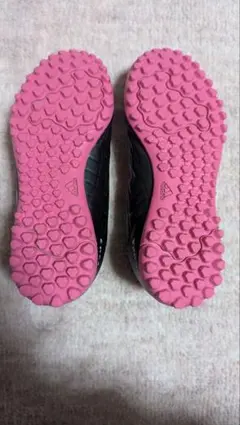 【長期保管に付き捜索・販売停止中】 19cm サッカーシューズ 黒/ピンク