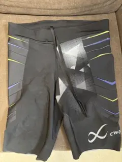 CW-X ハーフタイツ