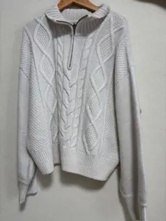 GUハーフジップ ケーブルニット ホワイト Lサイズ