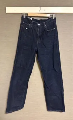 SOMETHING ストレートデニムパンツ