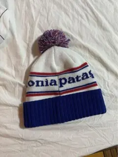 Patagonia ポンポン付きニット帽