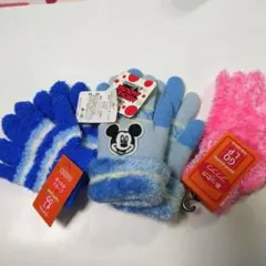 手袋　ベビーとミッキーのジュニアの手袋、未使用品です