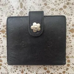 MARY QUANT マリークヮント 二つ折り財布のサムネイル